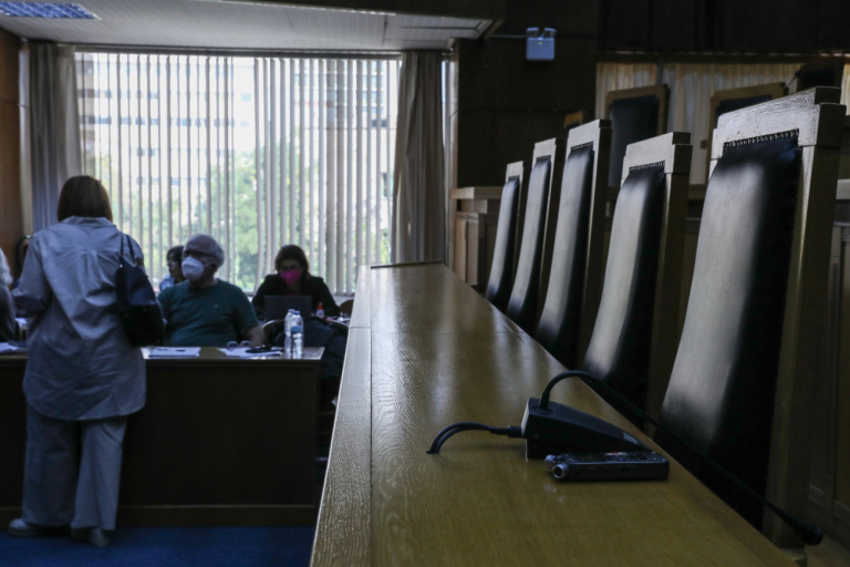 «H Novartis ήταν ο ΟΠΕΚΕΠΕ του φαρμάκου» είπε ο Δεσταμπασίδης – Πηγή γνώσης μου ήταν ο Φρουζής