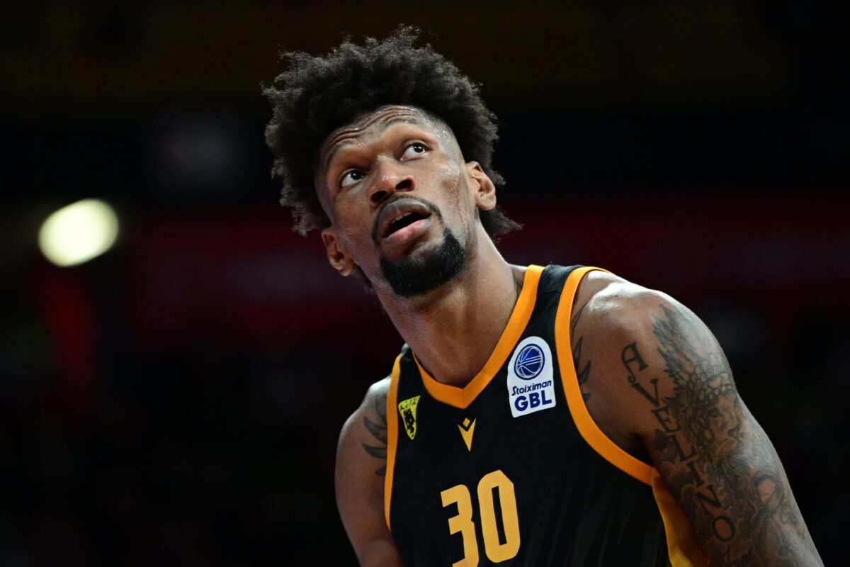 Αγωνία στην ΑΕΚ ενόψει Παναθηναϊκού: Εκτός προπόνησης ο Σίλβα