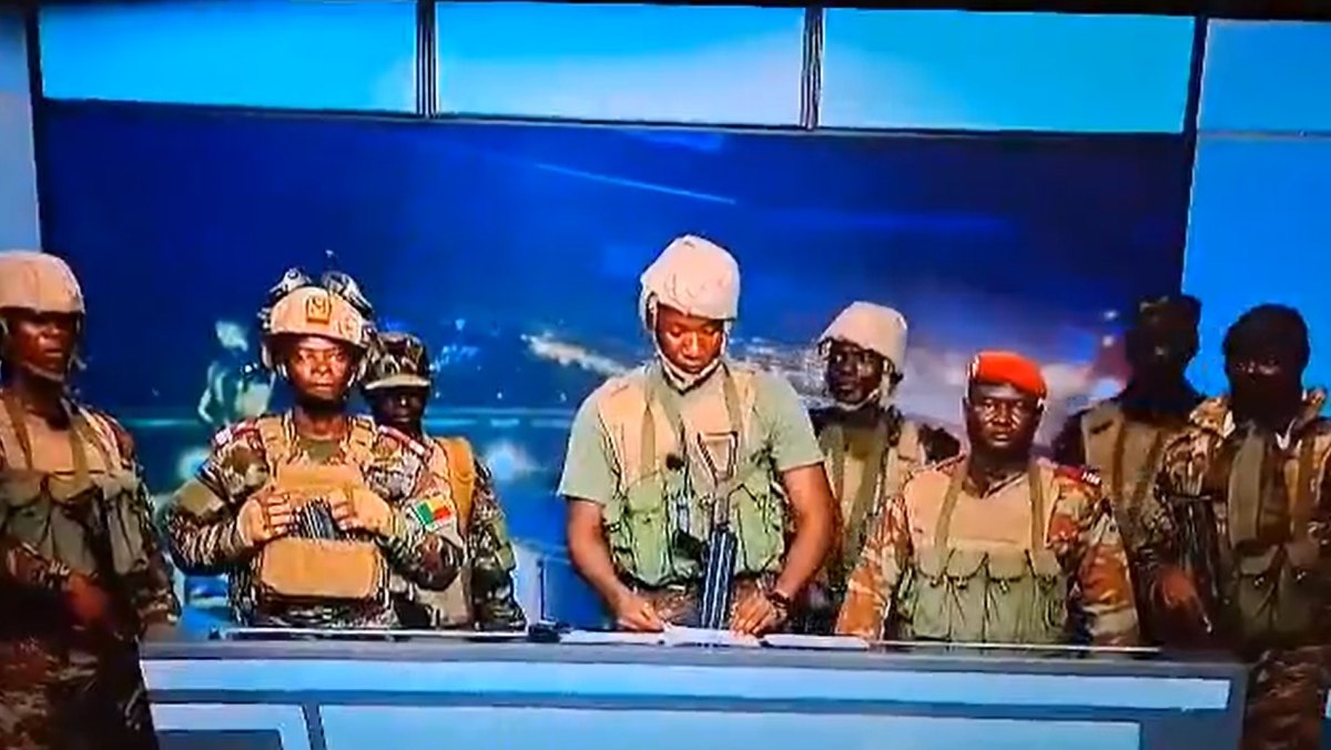 Δεκατέσσερις συλλήψεις για την απόπειρα πραξικοπήματος στο Μπενίν