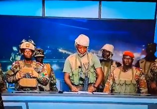 Δεκατέσσερις συλλήψεις για την απόπειρα πραξικοπήματος στο Μπενίν