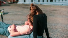 The playbook: Οι ερωτήσεις που «σπάνε» τον πάγο στο πρώτο ραντεβού