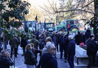 Ολοκληρώθηκε η σύσκεψη στο μπλόκο της Νίκαιας – Τα επόμενα βήματα και οι αποφάσεις των αγροτών