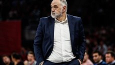 Υπογράφει στην Εφές ο Λάσο, προς Παρτιζάν ο Πενιαρόγια