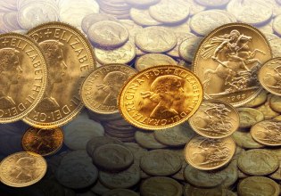 «Πετάει» προς τα 1.000 ευρώ η χρυσή λίρα – Πού πωλούνται στην Ελλάδα [πίνακες]