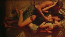 Αποκαλύφθηκαν τα πιο δημοφιλή είδη πορνό για το 2025: Λεσβιακό, MILF, GILF, τρίο και «υδραυλικός»