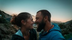 Ψάχνοντας την ευτυχία: Πέντε μαθήματα ζωής για να την ανακαλύψεις