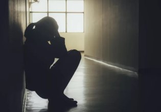 Σέρρες: Καταγγελία 17χρονης μαθήτριας για παρενόχληση από τον καθηγητή της – Συνελήφθη ο 62χρονος