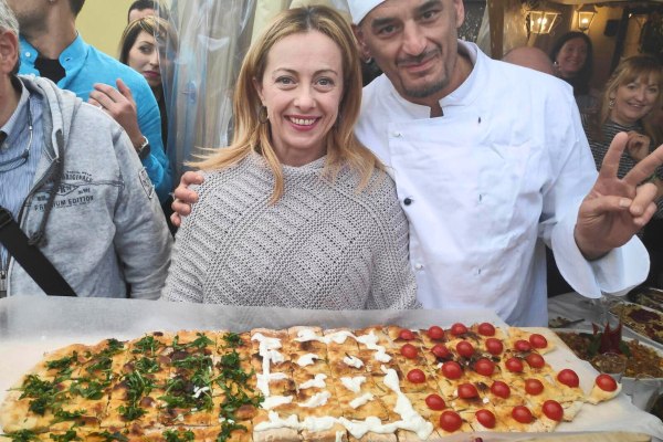 Η Μελόνι γλείφει τα δάχτυλα της: Η ιταλική κουζίνα στον κατάλογο της Άυλης Πολιτιστικής Κληρονομικάς της UNESCO