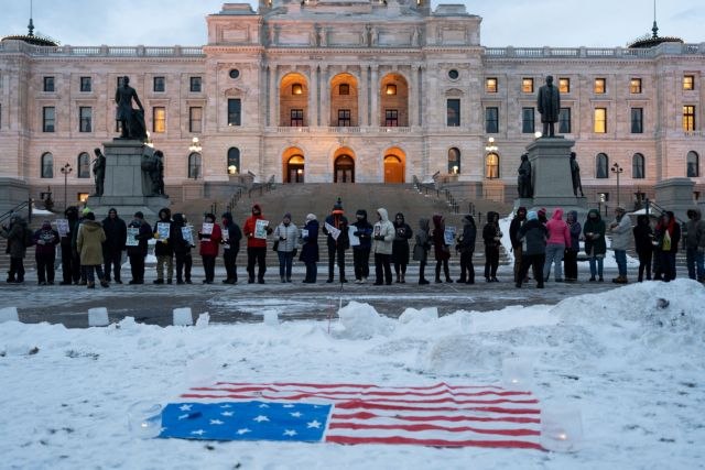 ΗΠΑ: 4 μετανάστες νεκροί σε κέντρα όπου μετήχθησαν από την υπηρεσία μετανάστευσης