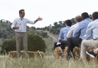 Οι αγρότες θέλουν λύση στα προβλήματά τους, όχι σέλφι με τον πρωθυπουργό