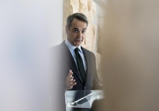 Το Μητσοτάκης μέχρι να σβήσει ο ήλιος δεν είναι ούτε στρατηγική, ούτε ακριβώς δημοκρατία