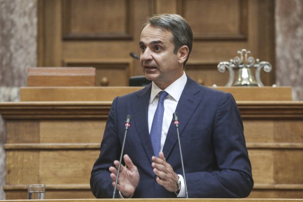 Τρομάζουν την κυβέρνηση τα μπλόκα των αγροτών – «Τη Δευτέρα περιμένω στο γραφείο μου αντιπροσωπεία που θα οριστεί» λέει ο Μητσοτάκης 