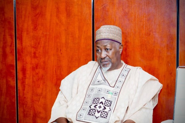 Νιγηρία: Παραιτείται ο υπουργός Αμυνας έπειτα από το κύμα απαγωγών