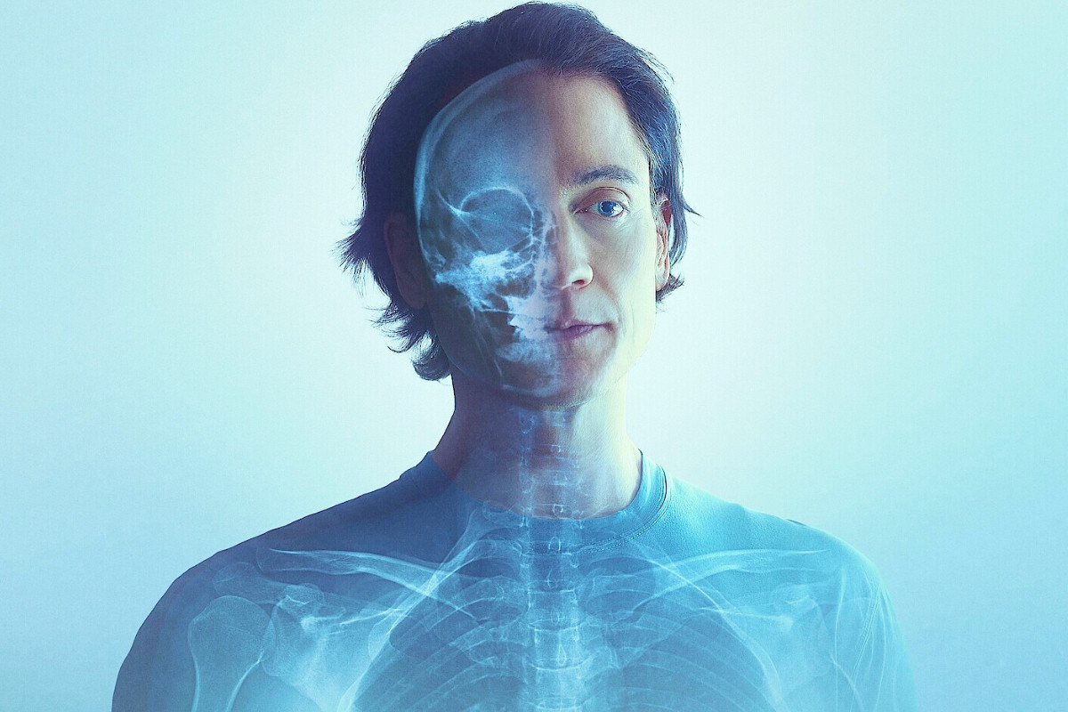 «Μέχρι το 2039 θα είμαι αθάνατος» – Ο μεγιστάνας Μπράιαν Τζόνσον «έσπασε» τον κώδικα της αιώνιας ζωής