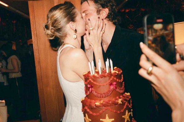 Τέλος το κρυφτό: Τζίτζι Χαντίντ και Μπράντλεϊ Κούπερ στην πρώτη τους κοινή συνέντευξη