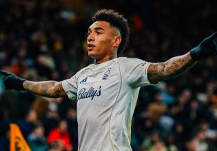 Γουλβς – Νότιγχαμ Φόρεστ 0-1: Διπλό στο Μολινό με «υπογραφή» Ζεσούς