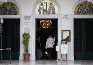 Κηρύγματα από άμβωνος κατά των «απατεώνων» ώστε να αντιληφθούν τον κίνδυνο οι ηλικιωμένοι