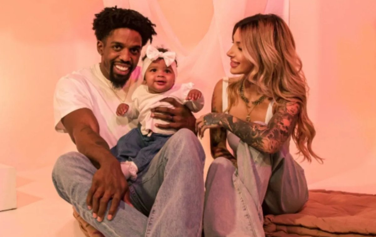 Οι χριστουγεννιάτικες ευχές της οικογένειας ΜακΚίσικ (pics)