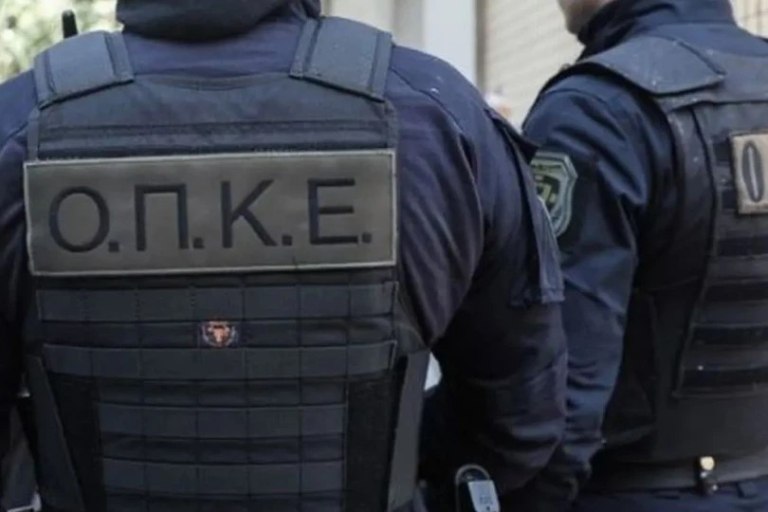 Άγρια αστυνομική βία σε 13χρονο μαθητή στο Ίλιον – Προσπάθεια συγκάλυψης καταγγέλλουν οι γονείς στο in