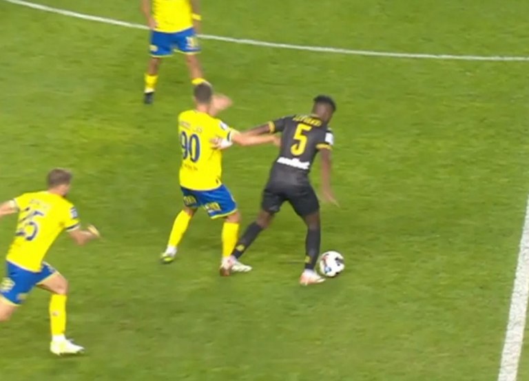 Λανουά και ΕΠΟ σταματούν τα βίντεο και εκείνο το «touch» στο Αγρίνιο αποκτά αξία… συλλεκτική!