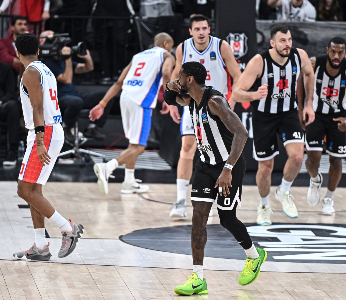 Μπεσίκτας – Πανιώνιος 101-83: Οι κυανέρυθροι έμειναν από δυνάμεις στο τέλος