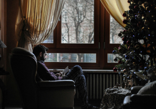 Νιώθεις μοναξιά τα Χριστούγεννα – Πέντε προτάσεις που μπορεί να βοηθήσουν