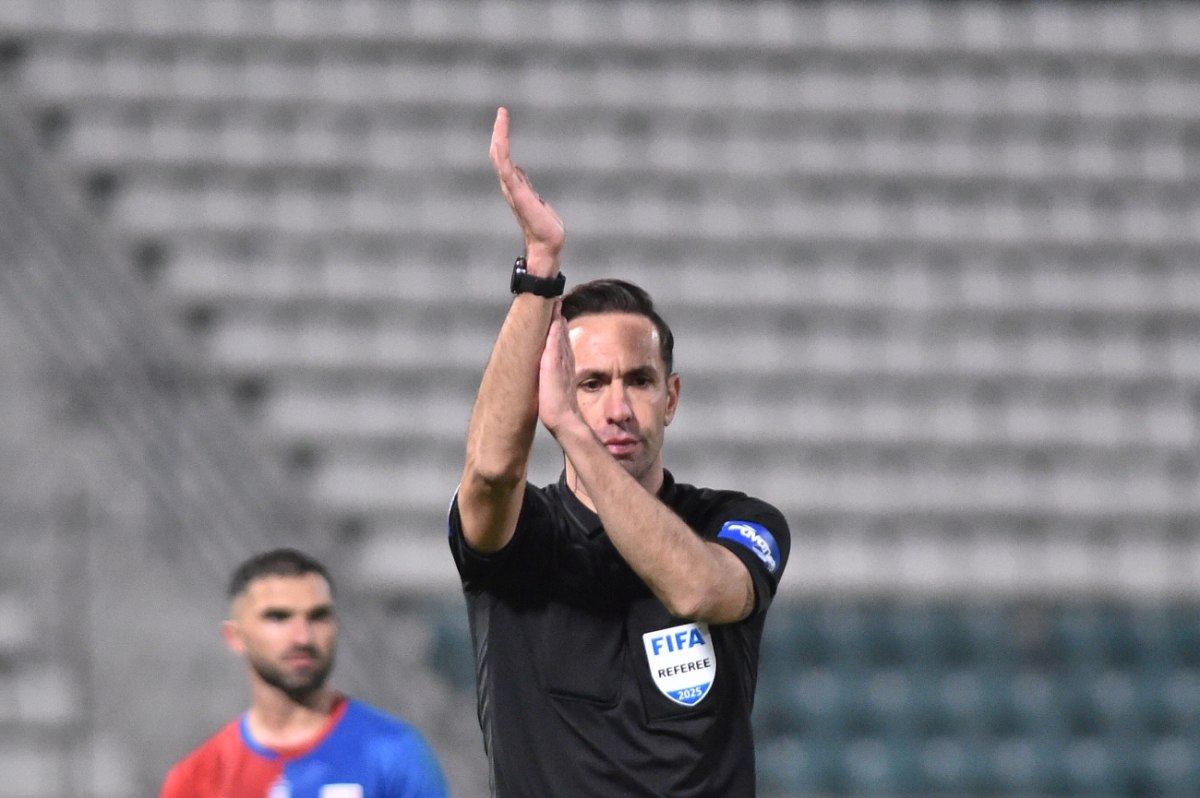 Γιατί (μόνο) ξένοι διαιτητές στα ντέρμπι της Super League