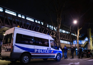 Επίθεση με μαχαίρι στο μετρό του Παρισιού – Τρεις γυναίκες τραυματίστηκαν