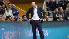 Η Παρτιζάν διασύρθηκε από τη Μακάμπι και αποδοκιμασίες κατά πάντων από την εξέδρα