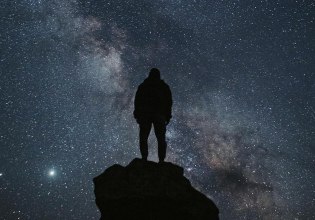 Άκρως Ζωδιακό: Τα Do’s και Don’ts στα ζώδια σήμερα [Δευτέρα 08.12.2025]