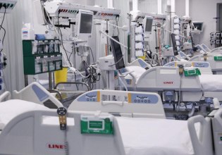 Κύπρος: Βοηθούσε γυναίκα να παρκάρει και βρέθηκε διασωληνωμένος – Εγκλωβίστηκε ο λαιμός του στην πόρτα