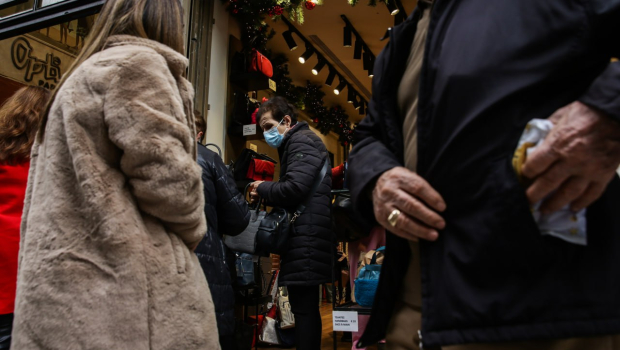 Ανοιχτά καταστήματα την Κυριακή – Το ωράριο λειτουργίας έως την Τετάρτη