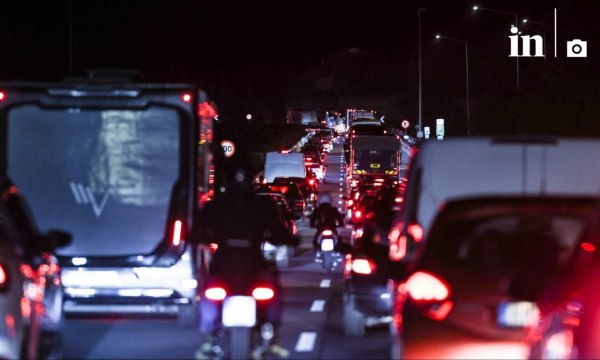 Μετ’ εμποδίων η επιστροφή των εκδρομέων στην Αθήνα – Ουρές χιλιομέτρων – Ανοιχτά τα Μάλγαρα από τους αγρότες