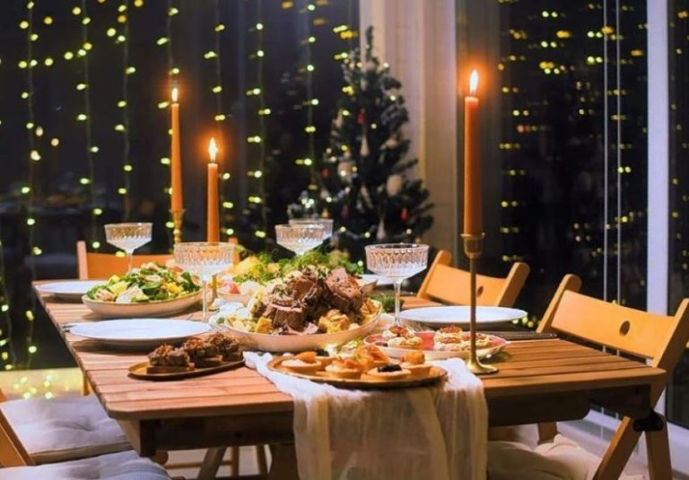Safe and Festive: How to Enjoy Holiday Meals Without Risk