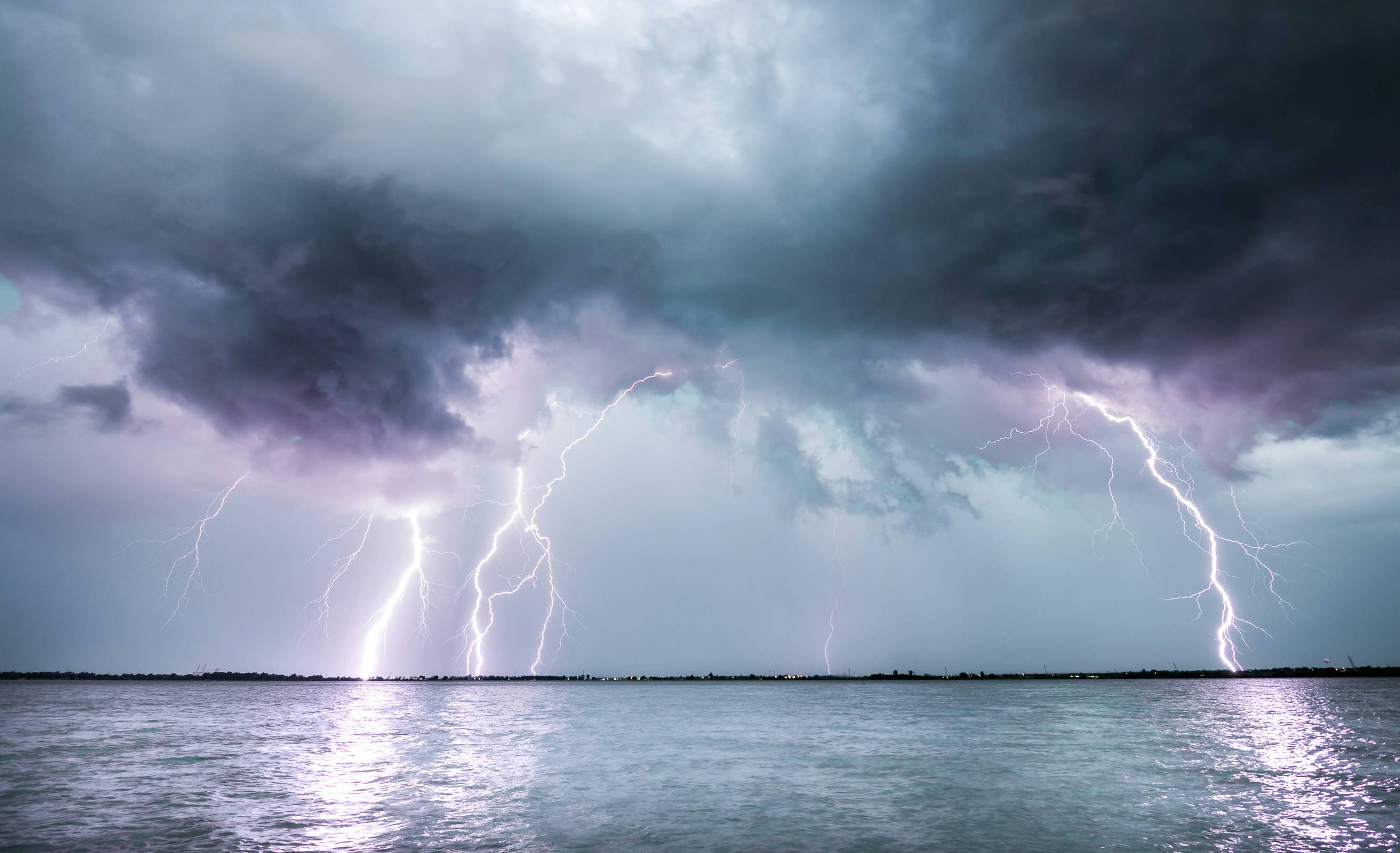 Κακοκαιρία Byron: Η ΕΜΥ επικαιροποίησε το Δελτίο Επικίνδυνων Καιρικών Φαινομένων