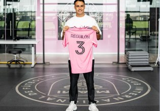 Η πρωταθλήτρια του MLS, Ίντερ Μαϊάμι του Μέσι, ανακοίνωσε την απόκτηση του Σέρχιο Ρεγκιλόν