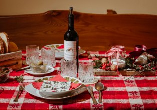 Χριστουγεννιάτικο τραπέζι: Πόσο θα κοστίσει φέτος – Τι πρέπει να προσέχουν οι καταναλωτές