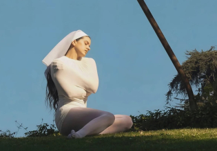 Best of 2025: Η λυρική επανάσταση της Rosalia στην κορυφή – Τα 10 καλύτερα άλμπουμ για τον Τhe Guardian