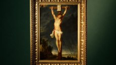 «Απαρχή της μπαρόκ» – Ανακαλύφθηκε τυχαία, δημοπρατήθηκε μια περιουσία. Ο Εσταυρωμένος του Ρούμπενς, 4 αιώνες μετά