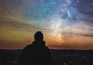 Άκρως Ζωδιακό: Τα Do’s και Don’ts στα ζώδια σήμερα [Σάββατο 20.12.2025]