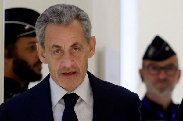 «Σωφρονίστηκε» ο Σαρκοζί: Μιλάει για την «κόλαση» στη φυλακή και… δίνει πολιτικές συμβουλές