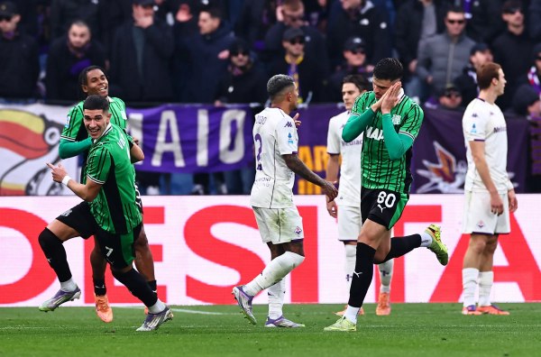 Σασουόλο – Φιορεντίνα 3-1: O… κατήφορος των «βιόλα» συνεχίζεται