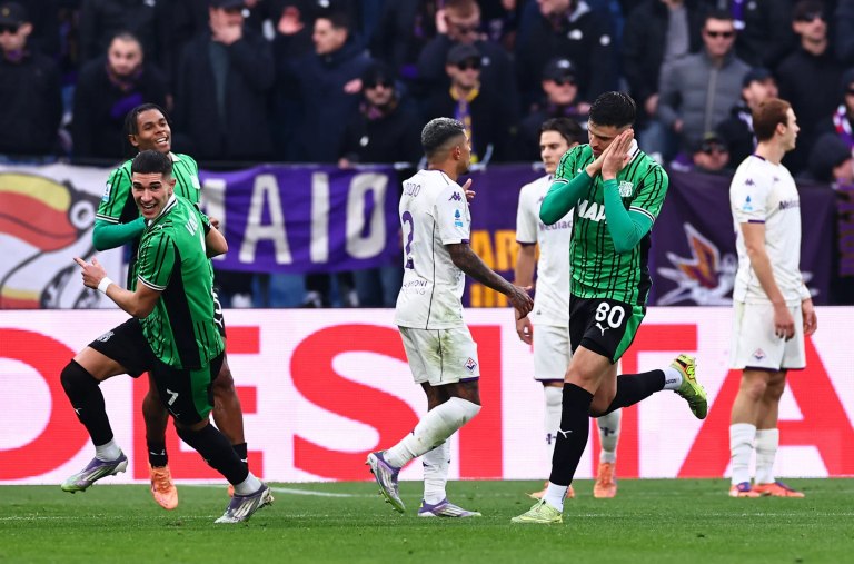 Σασουόλο – Φιορεντίνα 3-1: O… κατήφορος των «βιόλα» συνεχίζεται