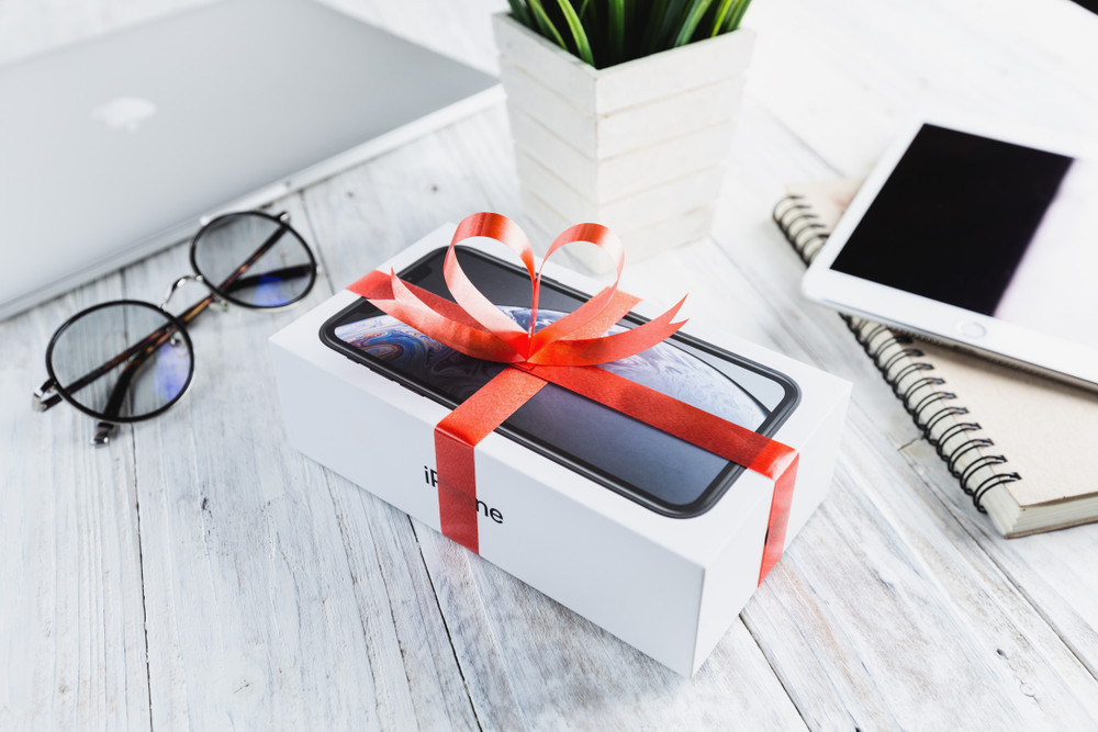 Δώρα τεχνολογίας: Οι πιο hot επιλογές για τους αγαπημένους σου