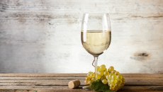 Κρασί επιδορπίου: Η επιστροφή του στο τραπέζι – Η νέα μόδα