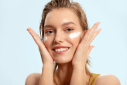 Daily skincare guide: Τι θα χρειαστείς για να δουλέψει πραγματικά