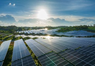 Μεγαλύτερο από ποτέ το πλεόνασμα πράσινης ενέργειας στην Ελλάδα – Εκατοντάδες γιγαβατώρες στα σκουπίδια