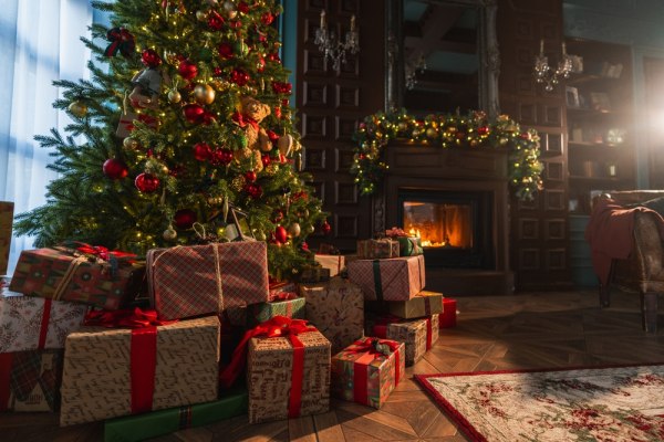 Χριστουγεννιάτικος στολισμός: Τα απαραίτητα για την πιο γιορτινή ατμόσφαιρα
