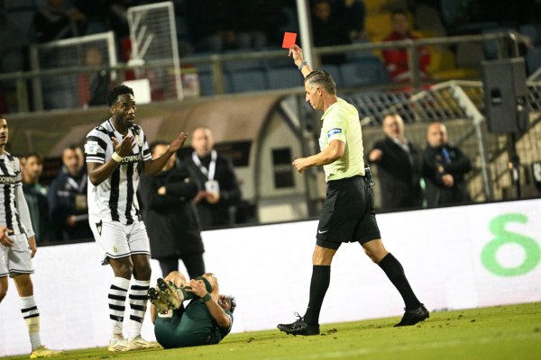 Άνοιξε ο Ασκός του Αιόλου στη διαιτησία