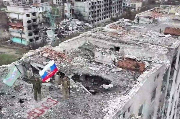 Ουκρανία: Την κατάληψη της πόλης Σίβερσκ ανακοίνωσε ο Πούτιν – «Ανοίγει ο δρόμος για περαιτέρω προελάσεις»